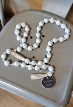 Load image into Gallery viewer, Wood Bead Garland